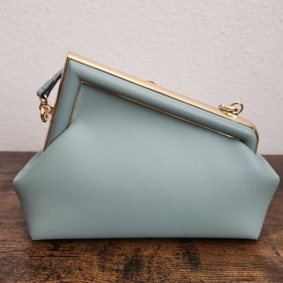 Fendi First Shiny Nappa Small Menta - Picture 5 of 16